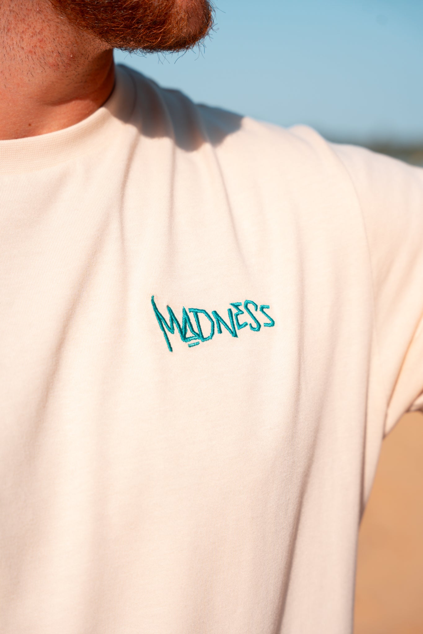 T-Shirt Peace Love & Madness - Regular Fit